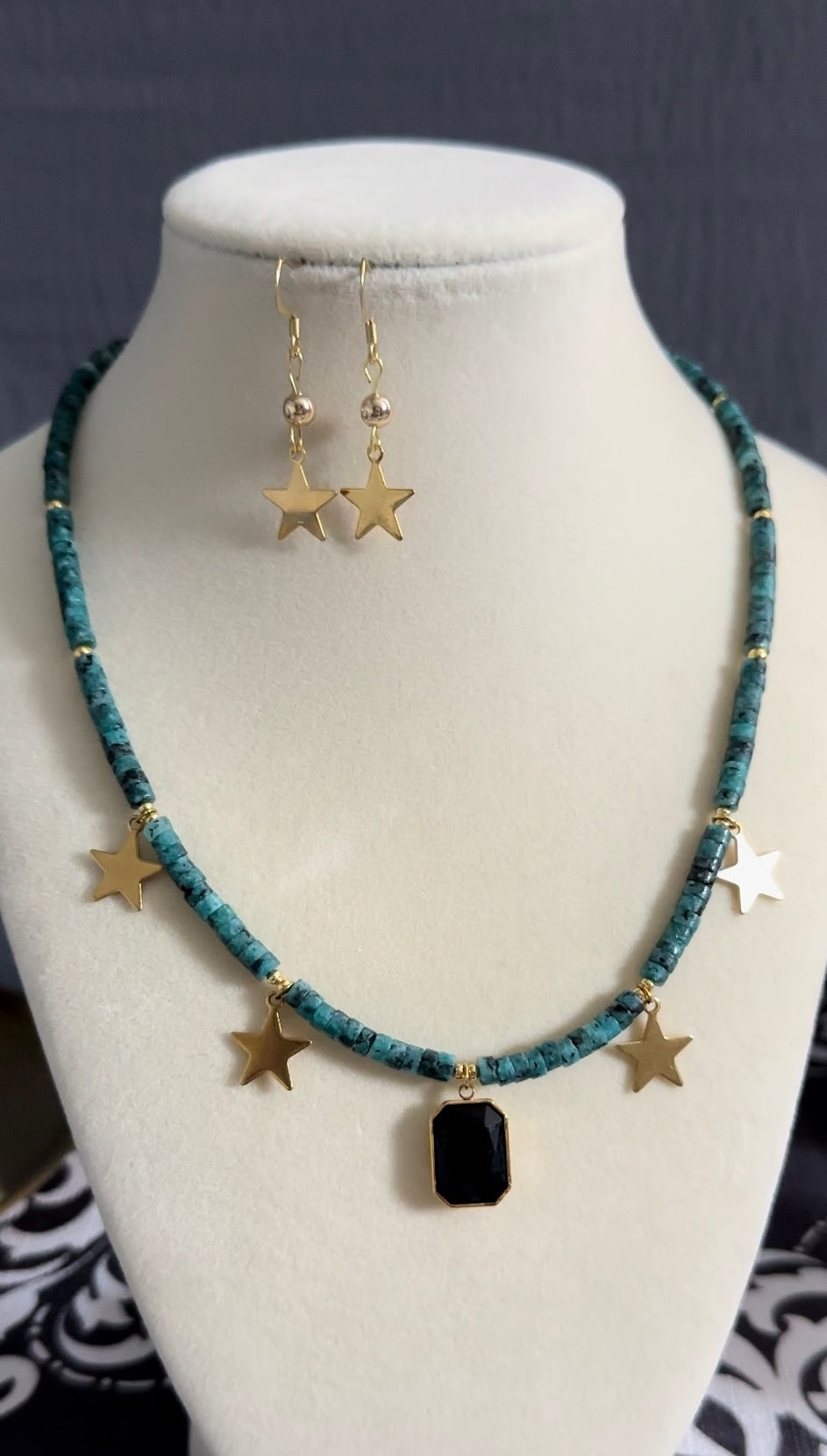 Natural Healing Crystal Statement Necklace with Black Onyx Pendant and Matching Earrings and Gold Plated Charms