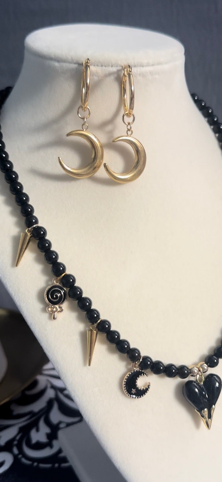 Healing Stone Black Onyx and Charms Necklace Gift for Her, Absorb Nagetive Energy, Spike Heard Lollipop Girly Charms