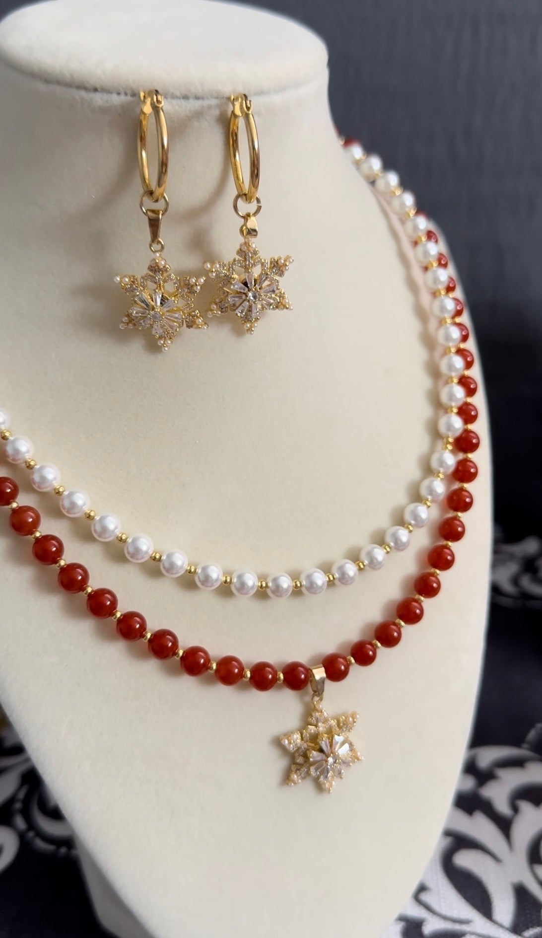 Romantic Red agate and Shell Pearls two Strand Necklace with Spinning Snowflake Pendant, Reduce Stress And Anxiety